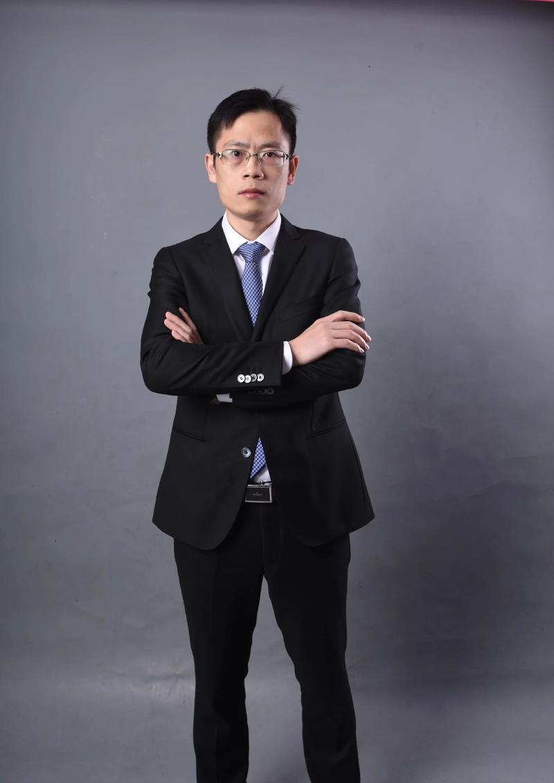 罗永春 包装与印刷设计负责人